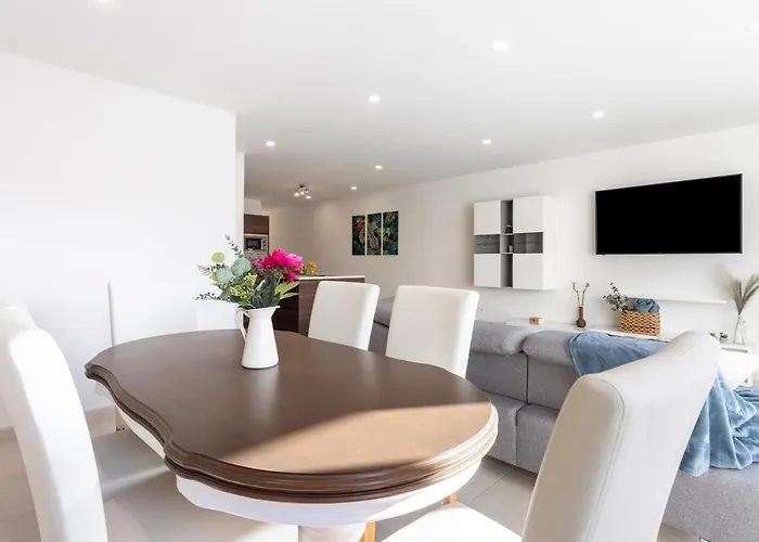 Trinidad Avenue Premium Апартаменты *