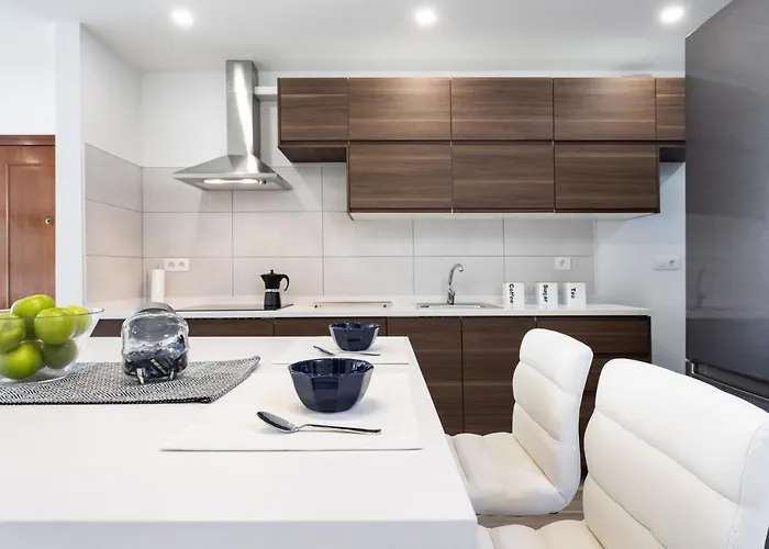 Trinidad Avenue Premium Апартаменты