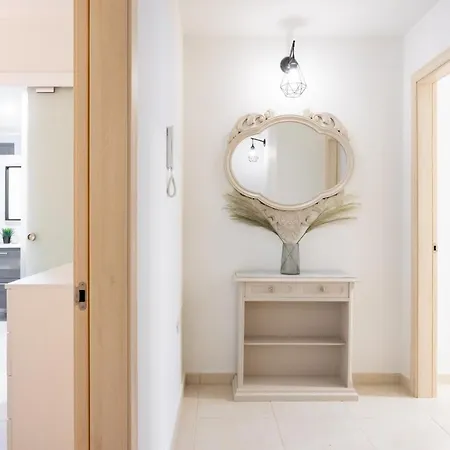 Trinidad Avenue Premium Apartment *